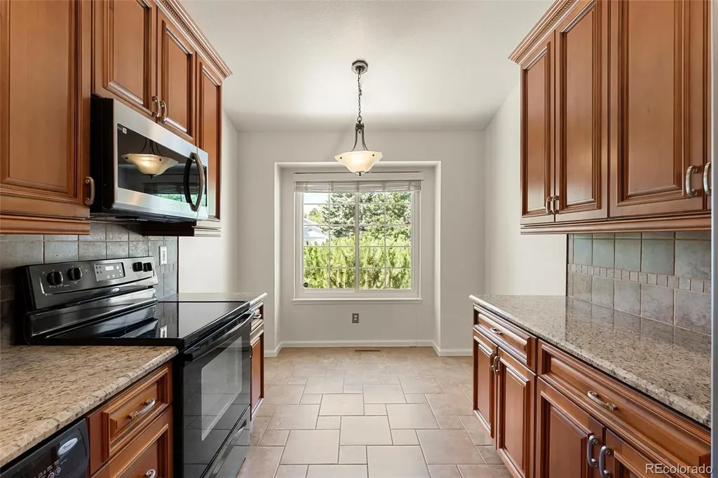 1278 N Deckers Place Castle Rock CO 80104