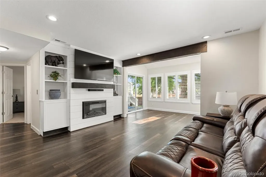 1278 N Deckers Place Castle Rock CO 80104
