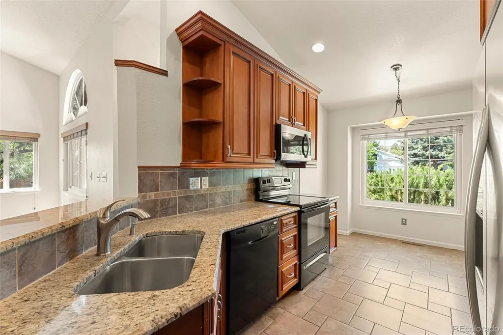 1278 N Deckers Place Castle Rock CO 80104