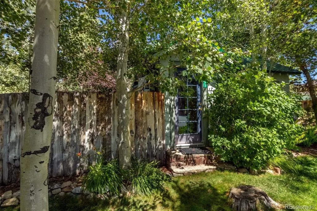 717 Lake Avenue Grand Lake CO 80447