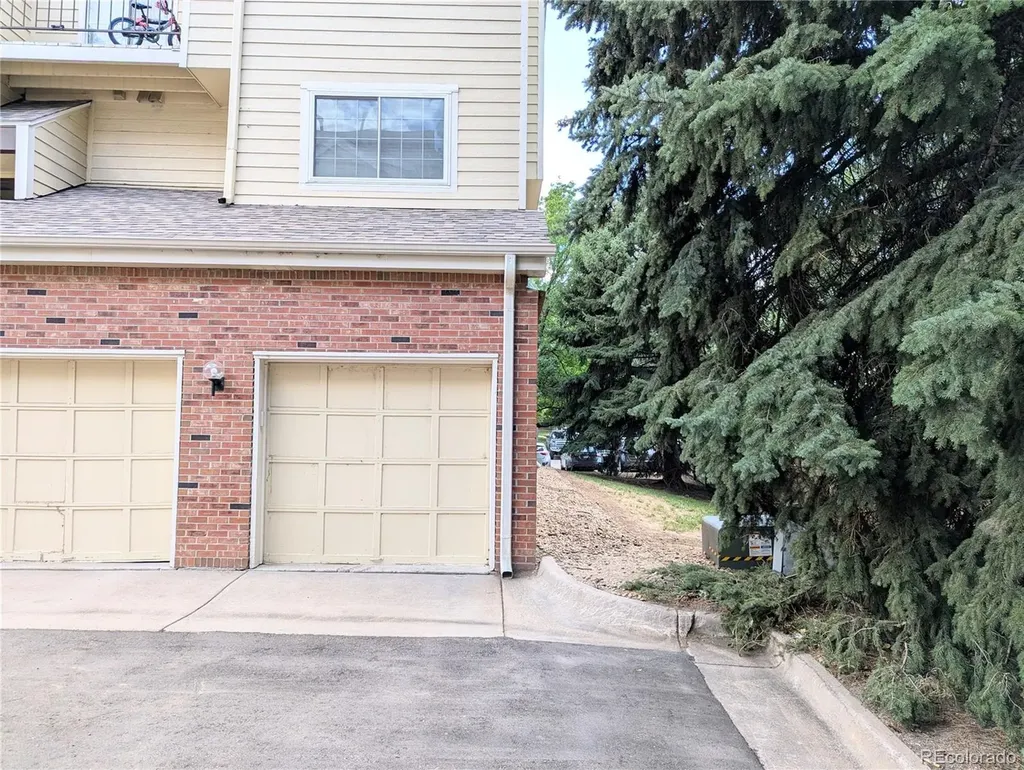 13744 E Lehigh Avenue Aurora CO 80014