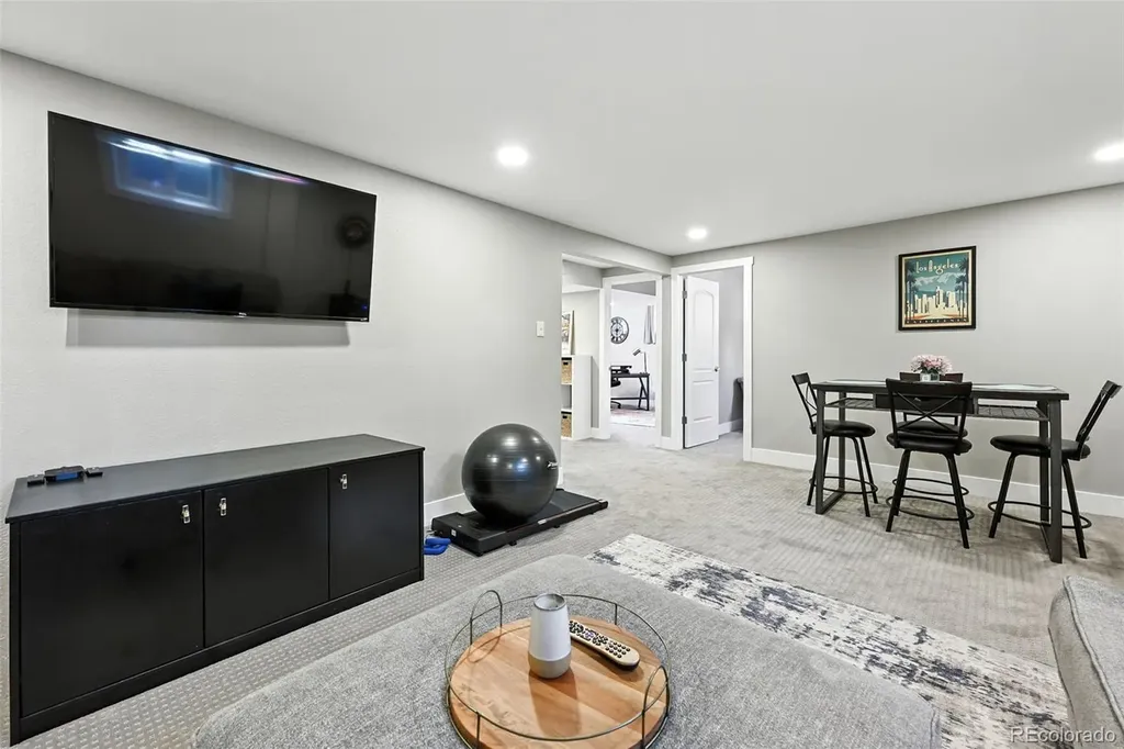 2714 S Raleigh Street Denver CO 80236
