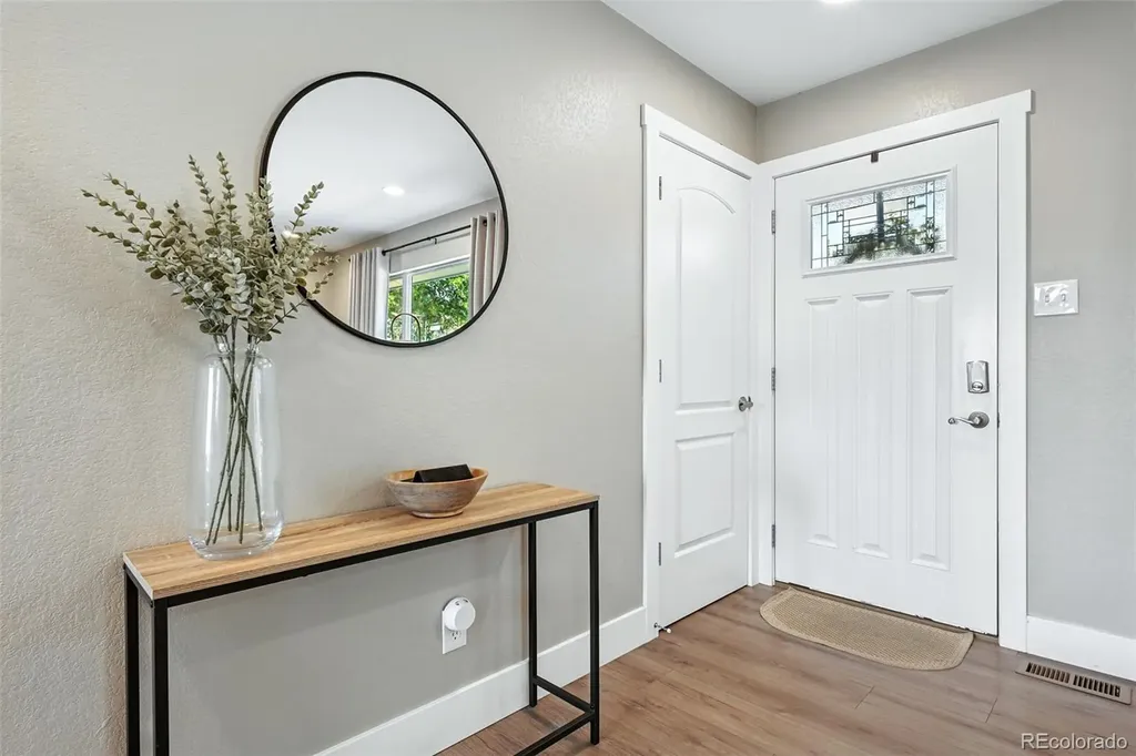 2714 S Raleigh Street Denver CO 80236