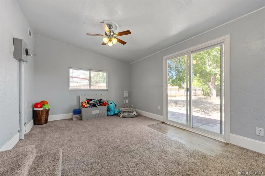 40 Normandy Circle Pueblo CO 81001