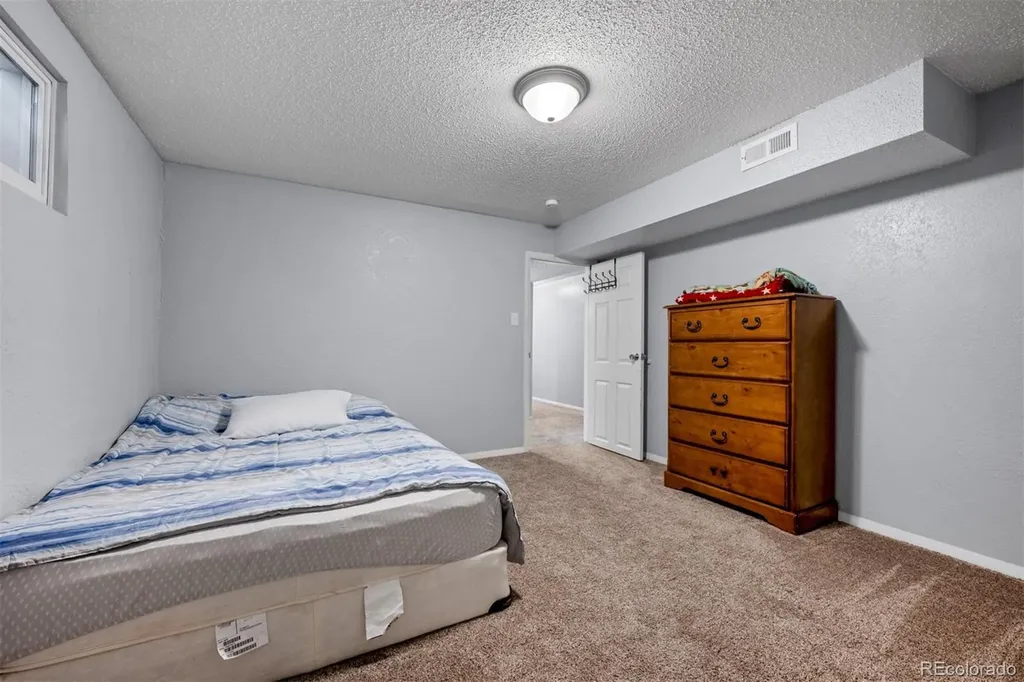 40 Normandy Circle Pueblo CO 81001