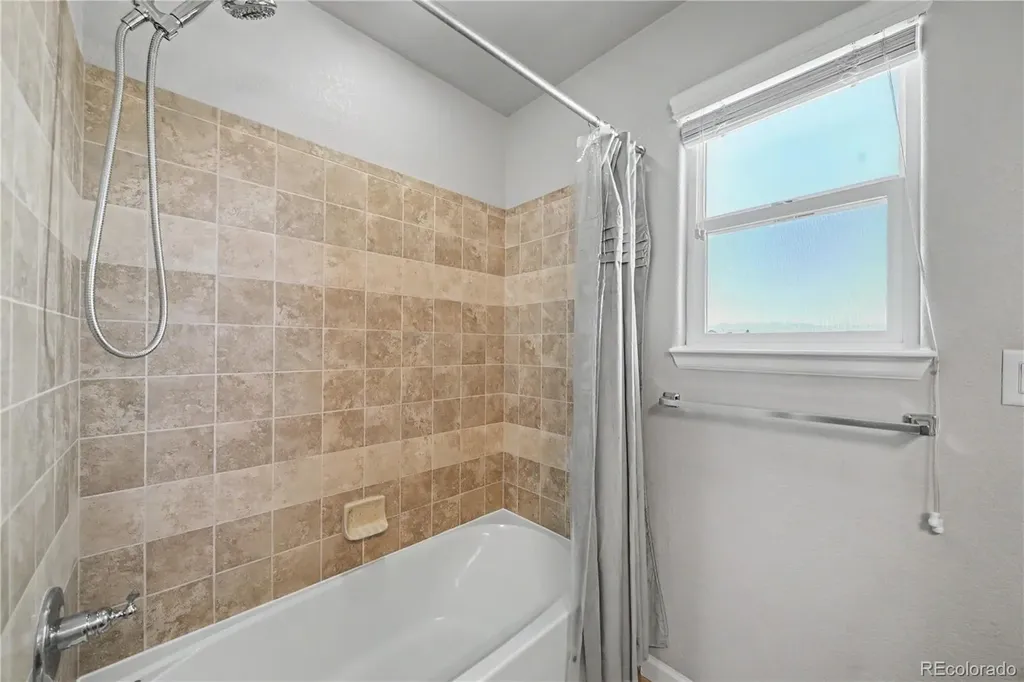 10592 Abrams Drive Colorado Springs CO 80925