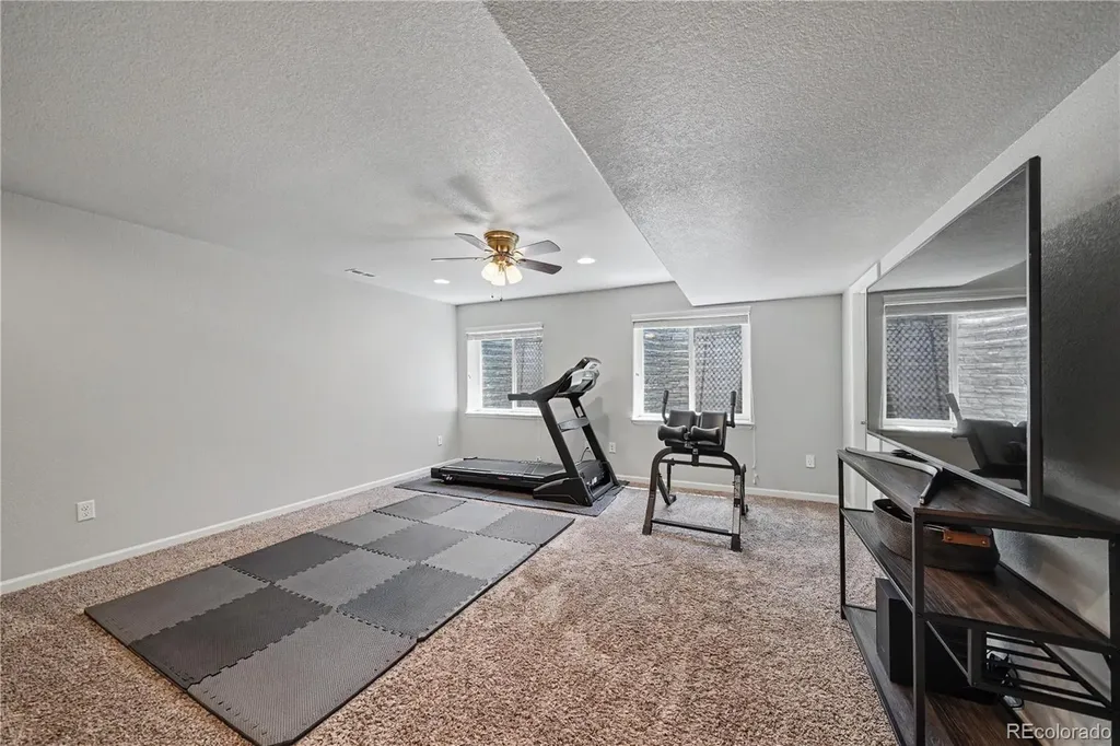 10592 Abrams Drive Colorado Springs CO 80925