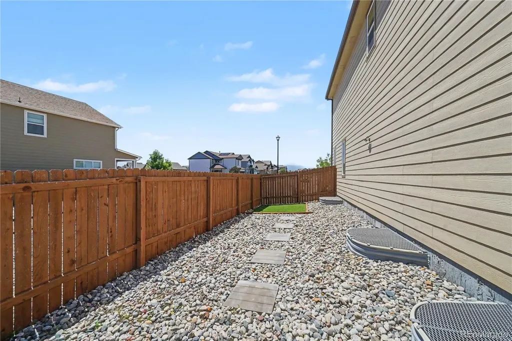 10592 Abrams Drive Colorado Springs CO 80925