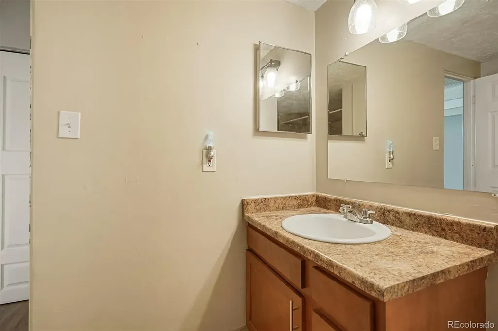 7310 W 10th Avenue Lakewood CO 80214