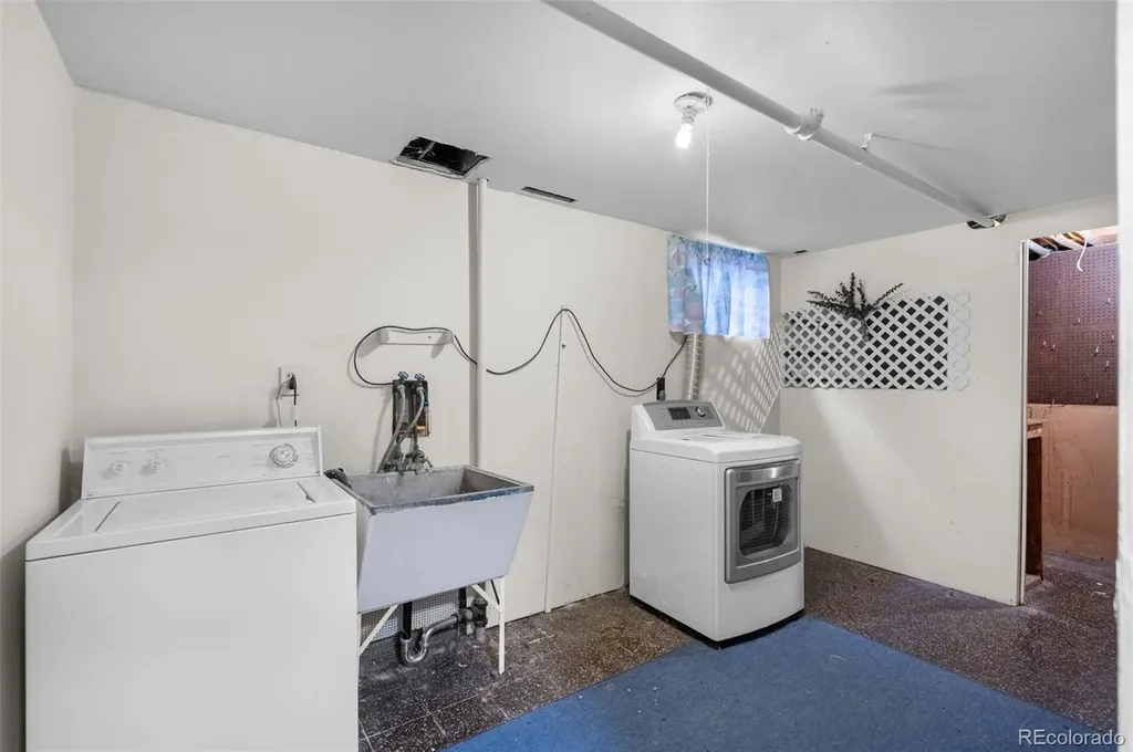 45 S Dover Street Lakewood CO 80226