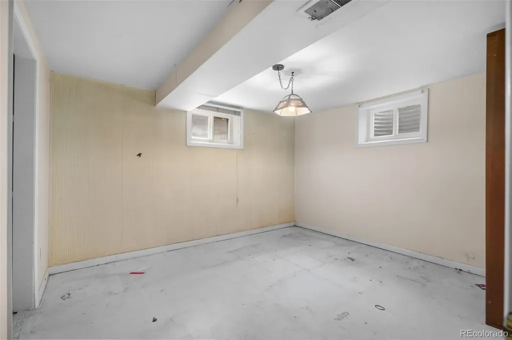 45 S Dover Street Lakewood CO 80226