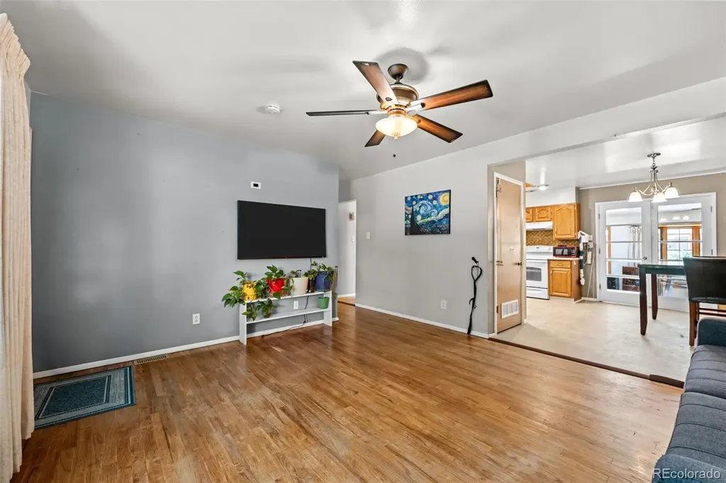 6421 Iris Court Arvada CO 80004