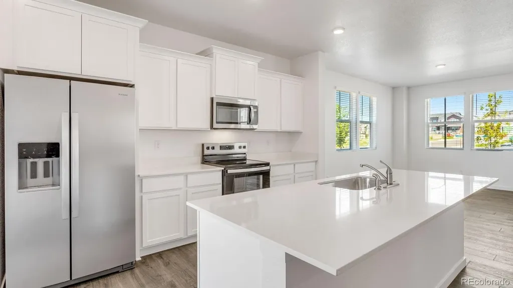 381 N Bersshine Street Watkins CO 80137