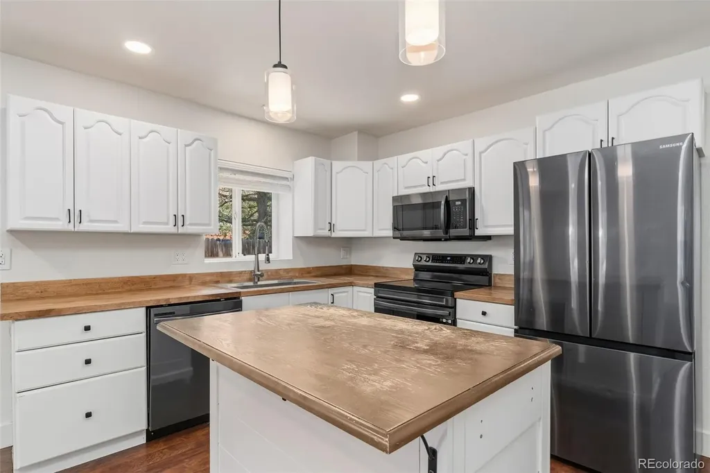 15421 E Princeton Avenue Aurora CO 80013