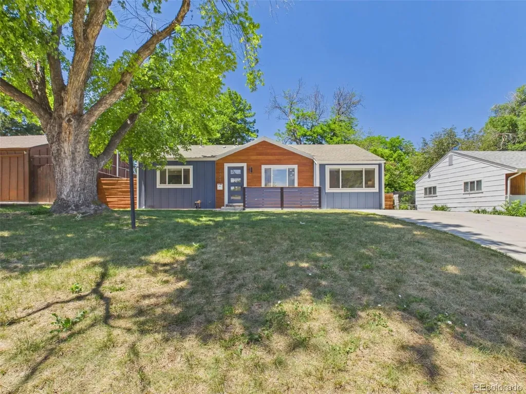 3343 S Grape Street Denver CO 80222