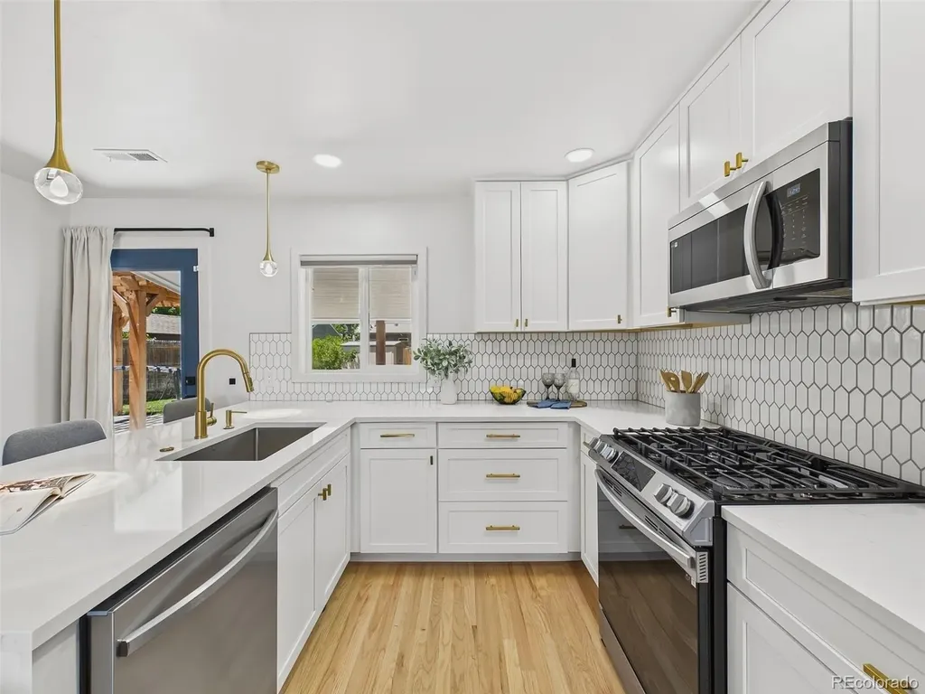 3343 S Grape Street Denver CO 80222