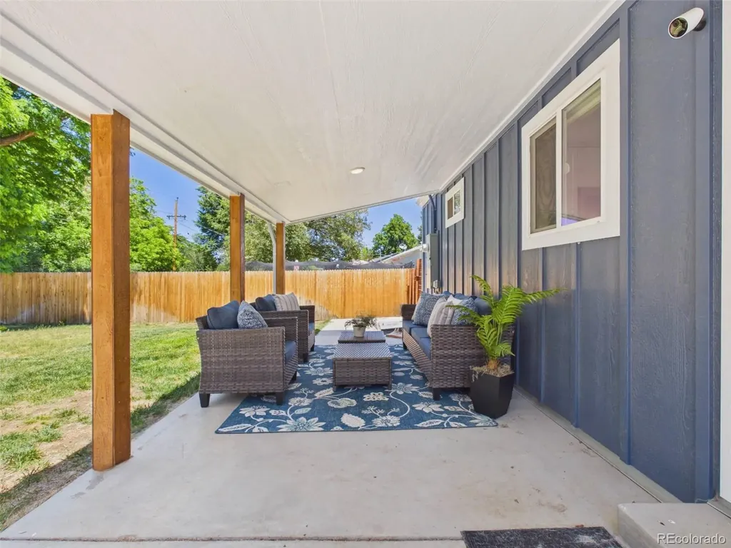 3343 S Grape Street Denver CO 80222