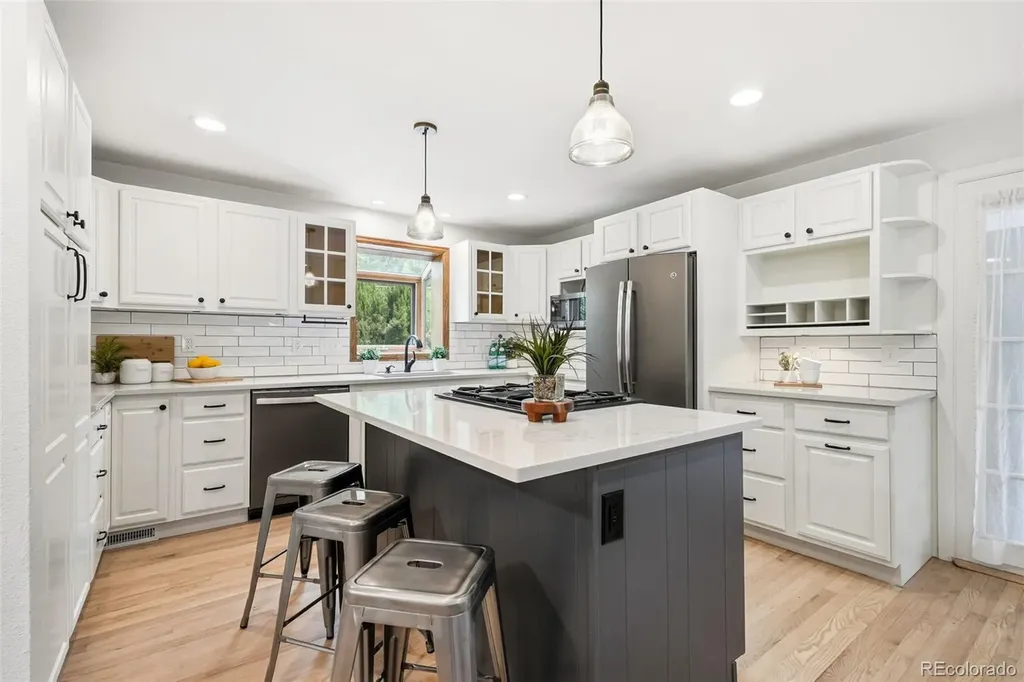 7045 W 33rd Avenue Wheat Ridge CO 80033