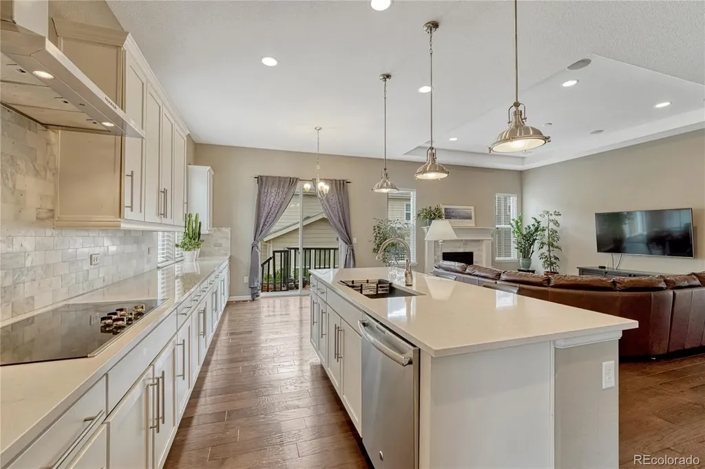681 E Dry Creek Circle Littleton CO 80122