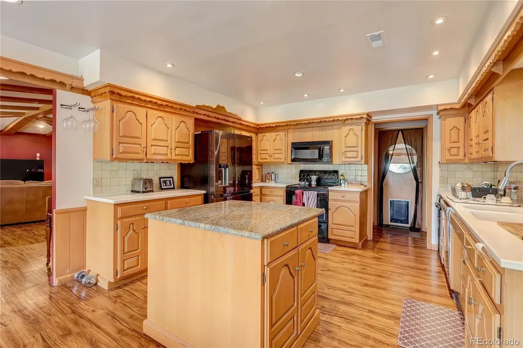10950 W 71st Place Arvada CO 80004
