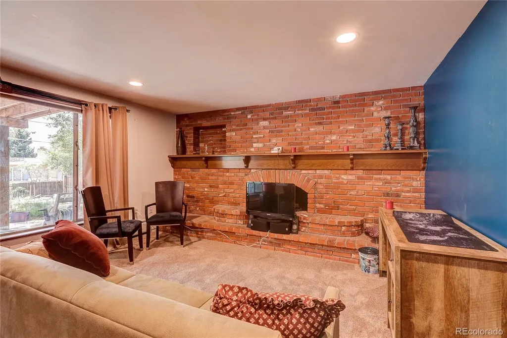 10950 W 71st Place Arvada CO 80004