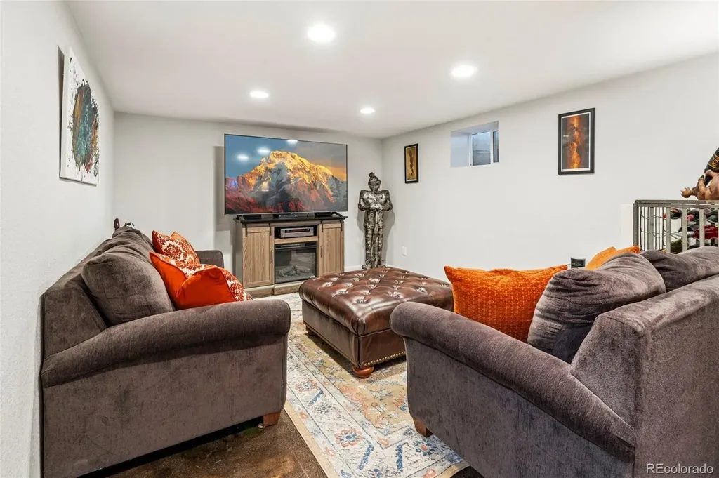 2242 S Meade Street Denver CO 80219