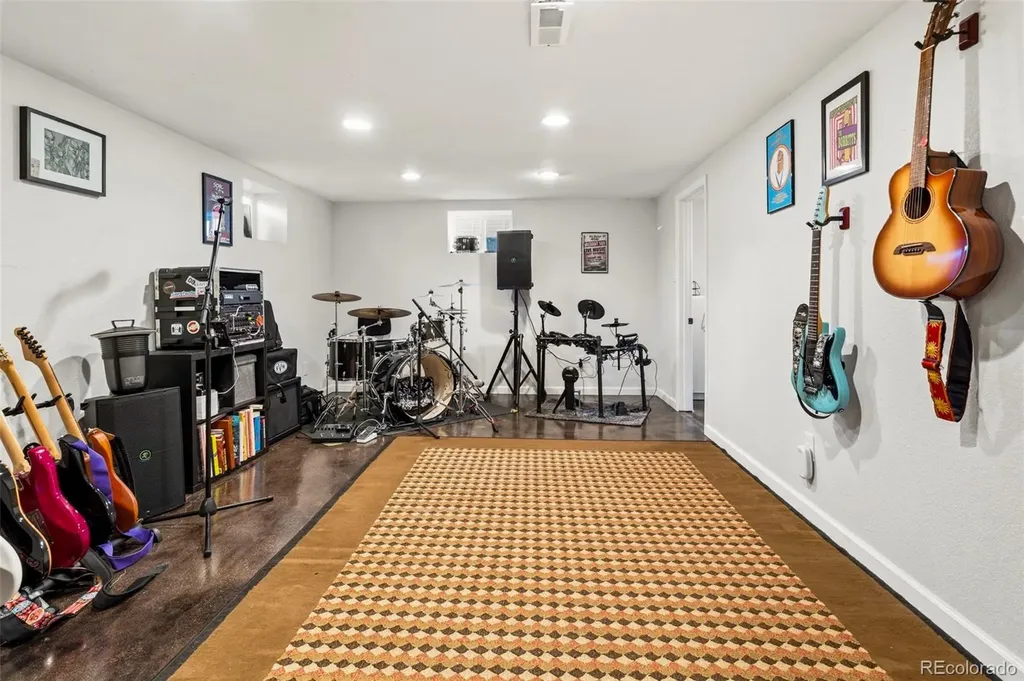 2242 S Meade Street Denver CO 80219