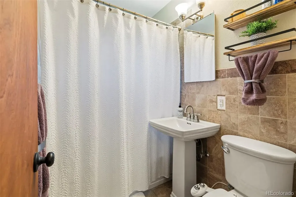 2242 S Meade Street Denver CO 80219