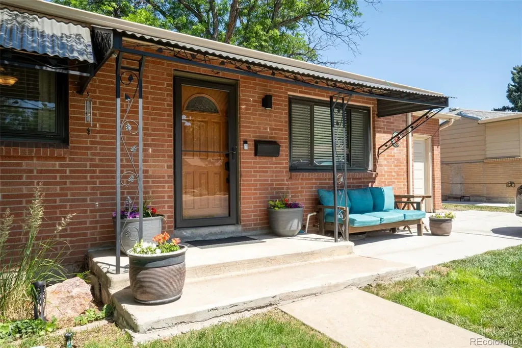 2242 S Meade Street Denver CO 80219