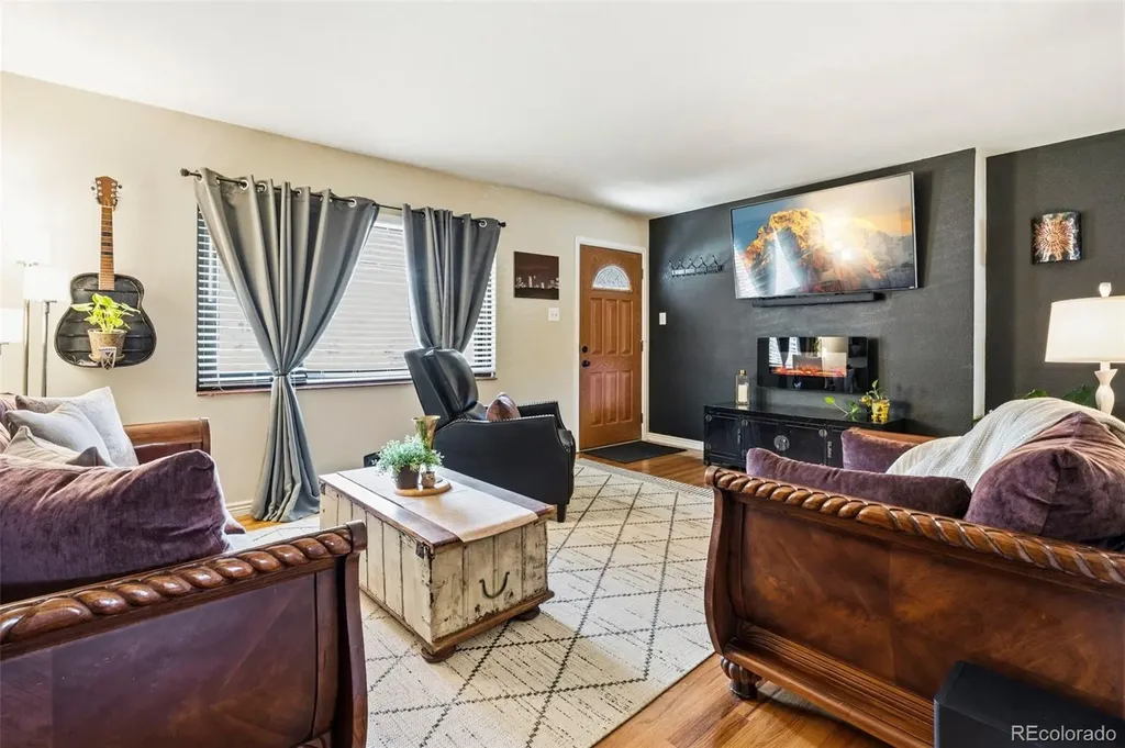 2242 S Meade Street Denver CO 80219