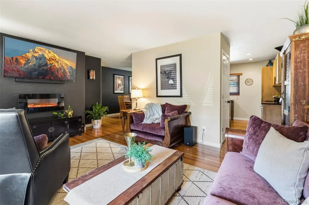 2242 S Meade Street Denver CO 80219
