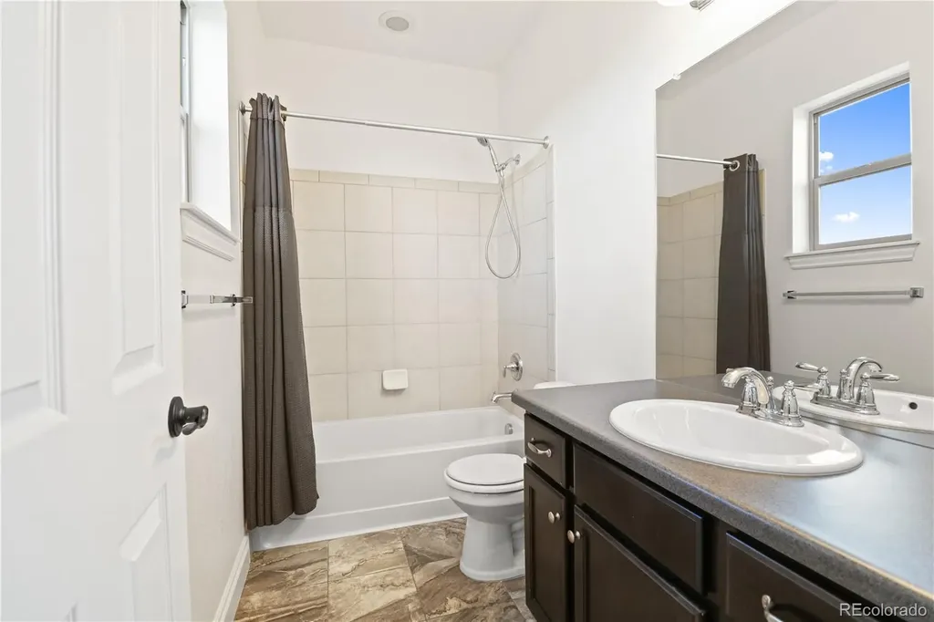 16589 Prospect Lane Broomfield CO 80023