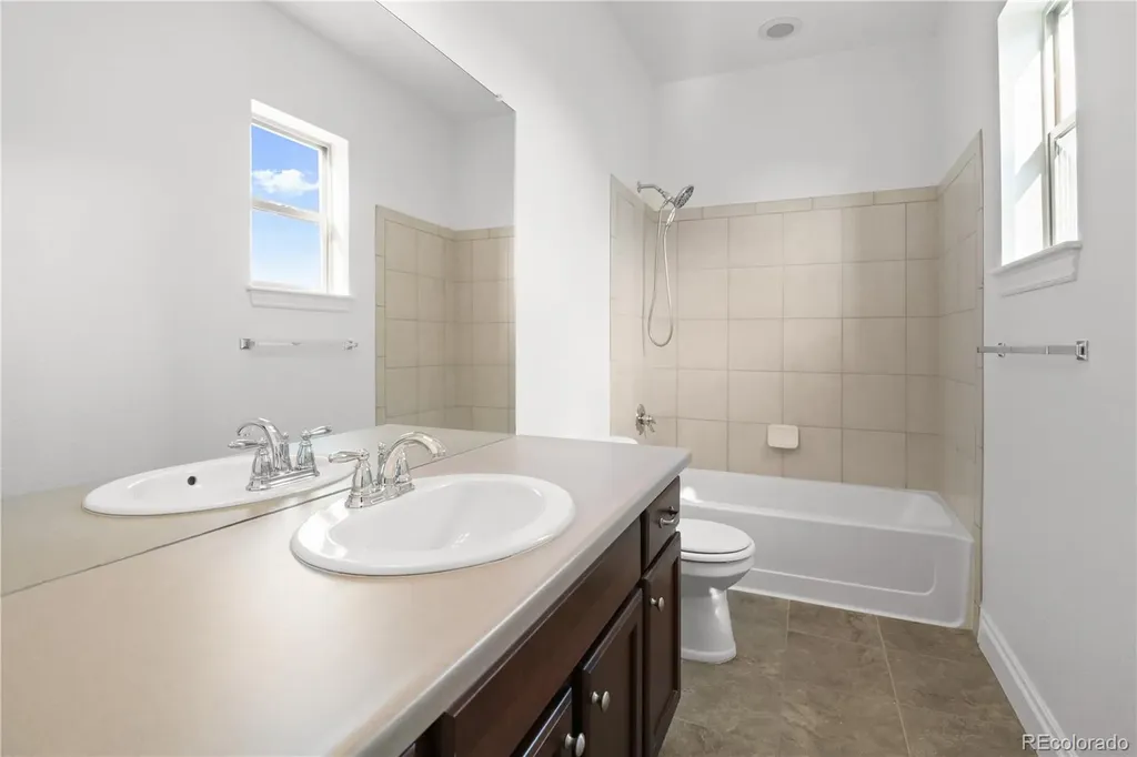 16589 Prospect Lane Broomfield CO 80023