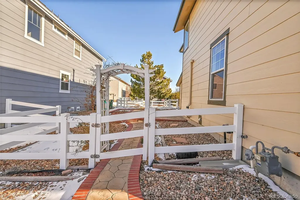 1172 S Coolidge Circle Aurora CO 80018
