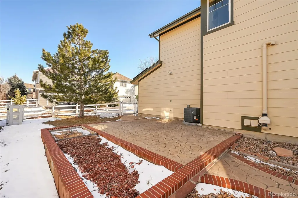 1172 S Coolidge Circle Aurora CO 80018