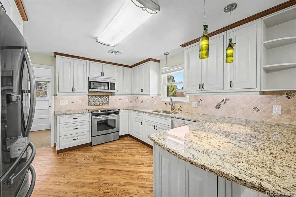 3762 S Benton Way Denver CO 80235