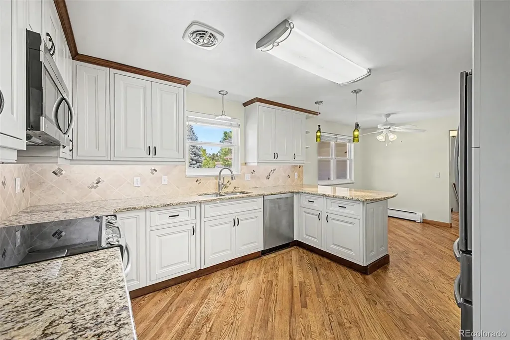 3762 S Benton Way Denver CO 80235