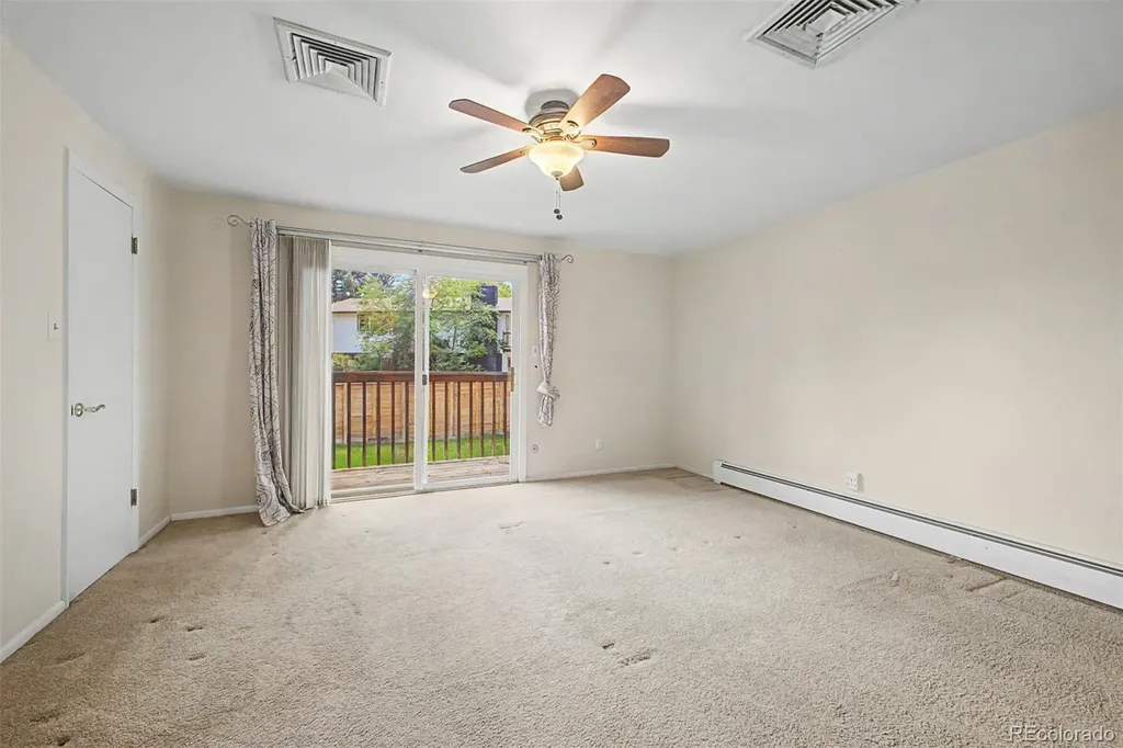 3762 S Benton Way Denver CO 80235