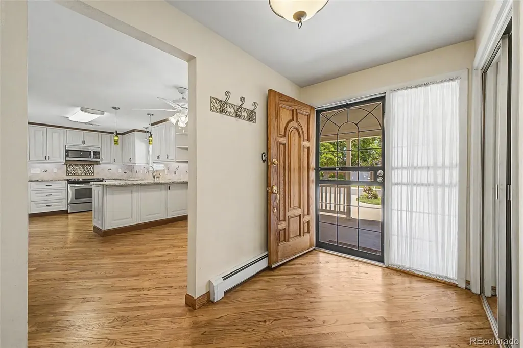 3762 S Benton Way Denver CO 80235