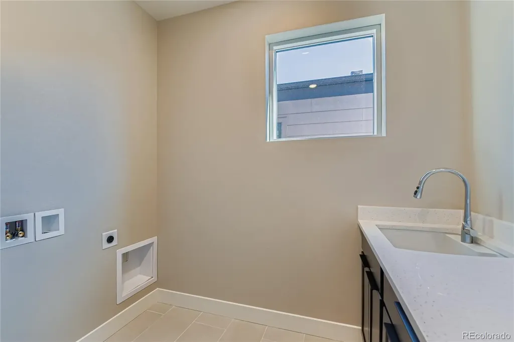 16595 Peak Way Broomfield CO 80023