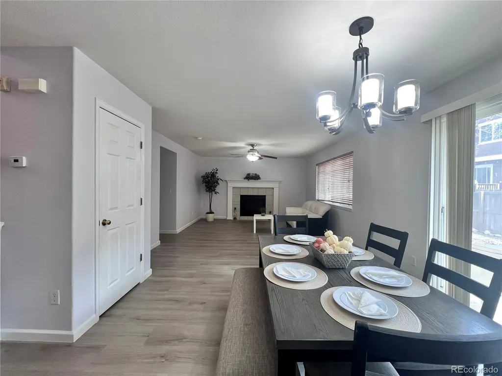 16184 E Hinsdale Avenue Aurora CO 80016