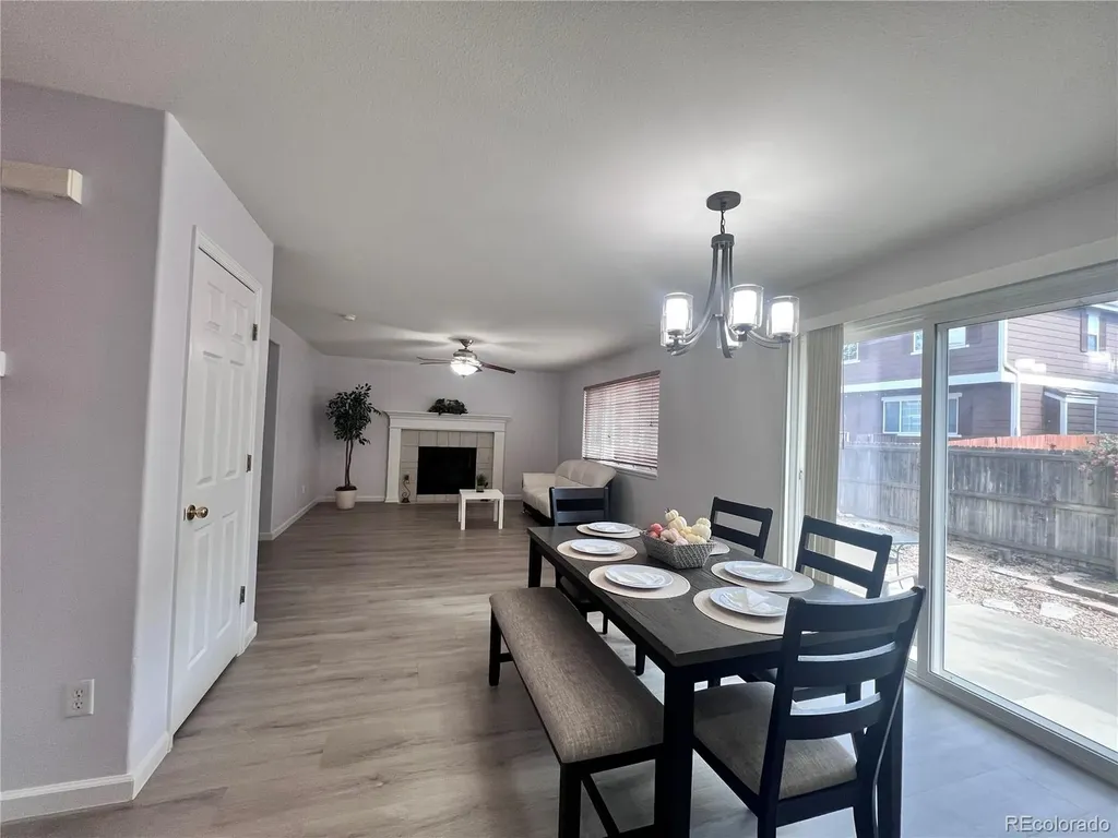 16184 E Hinsdale Avenue Aurora CO 80016