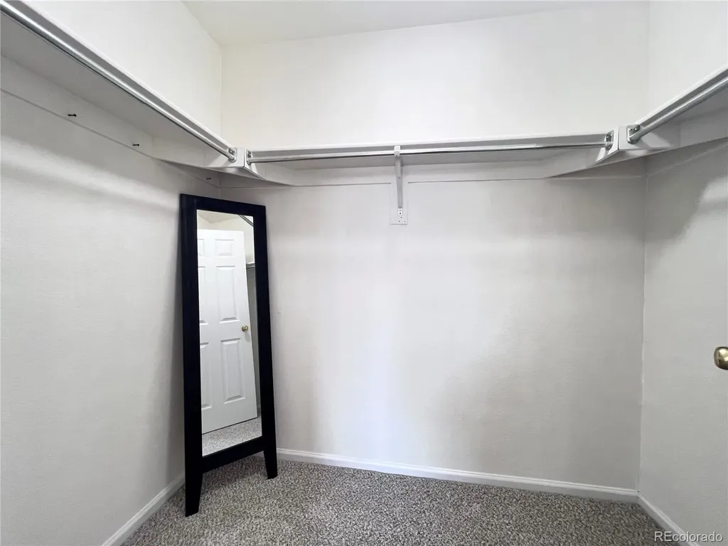 16184 E Hinsdale Avenue Aurora CO 80016