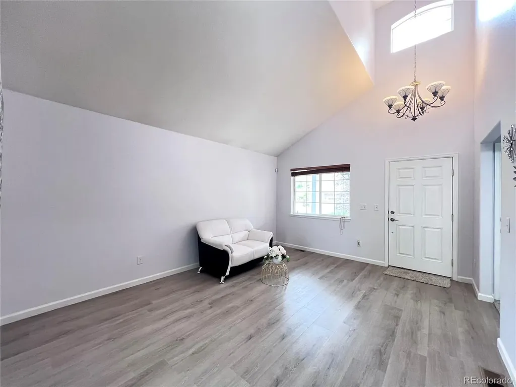 16184 E Hinsdale Avenue Aurora CO 80016