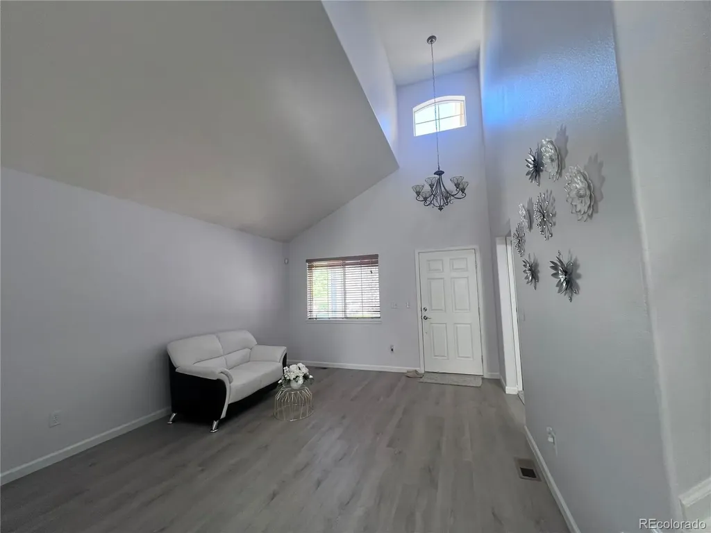 16184 E Hinsdale Avenue Aurora CO 80016