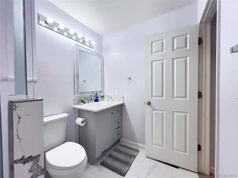 16184 E Hinsdale Avenue Aurora CO 80016
