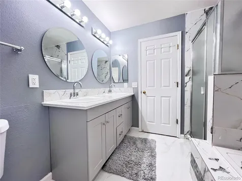 16184 E Hinsdale Avenue Aurora CO 80016