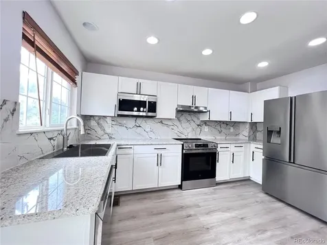 16184 E Hinsdale Avenue Aurora CO 80016