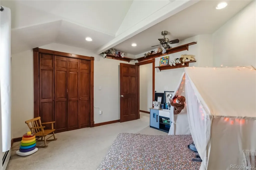 8124 S Ireland Way Aurora CO 80016