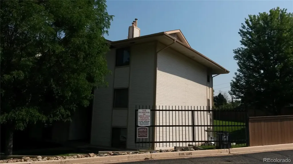 2231 Sable Boulevard Aurora CO 80011
